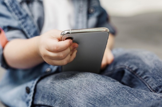 How to Raise a Tech-savvy kid in 2021?