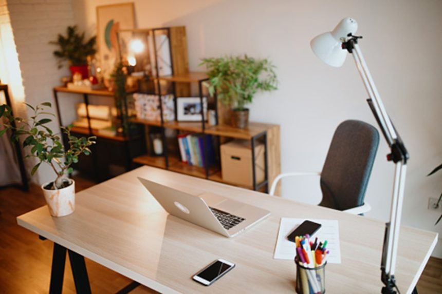 Explain The Ways To Organize Your Desk In A Proper Way